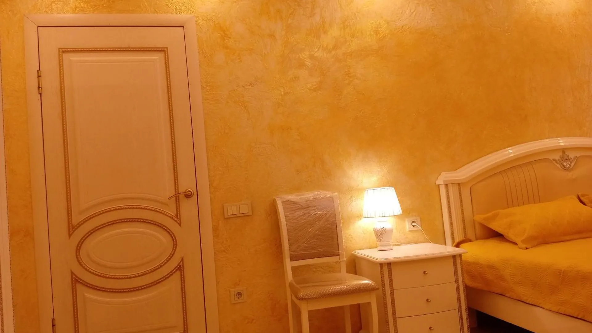 Apartment 3 Rooms Of Sun Almaty Kazakhstan