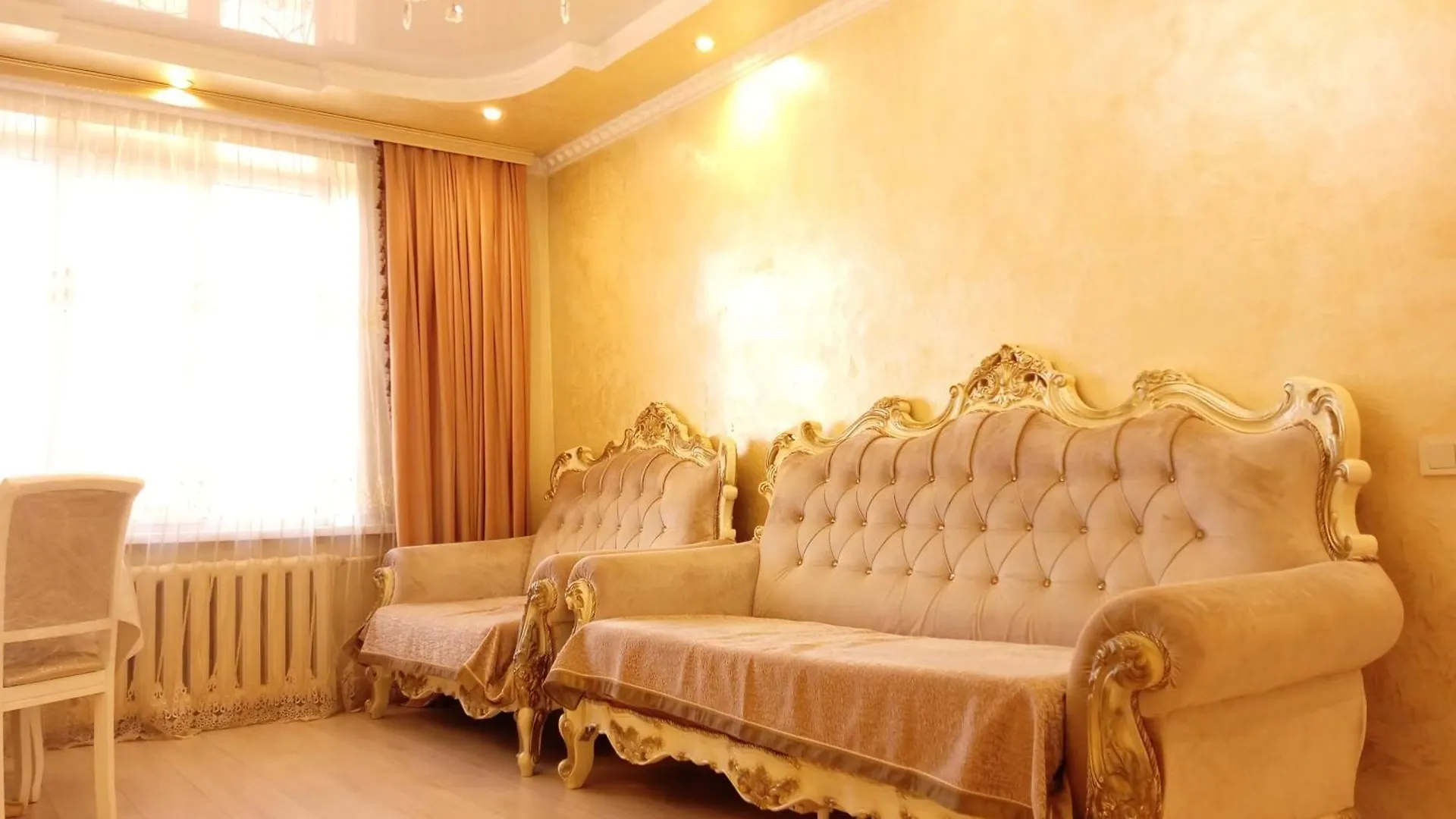 3 Rooms Of Sun Almaty 0*,
