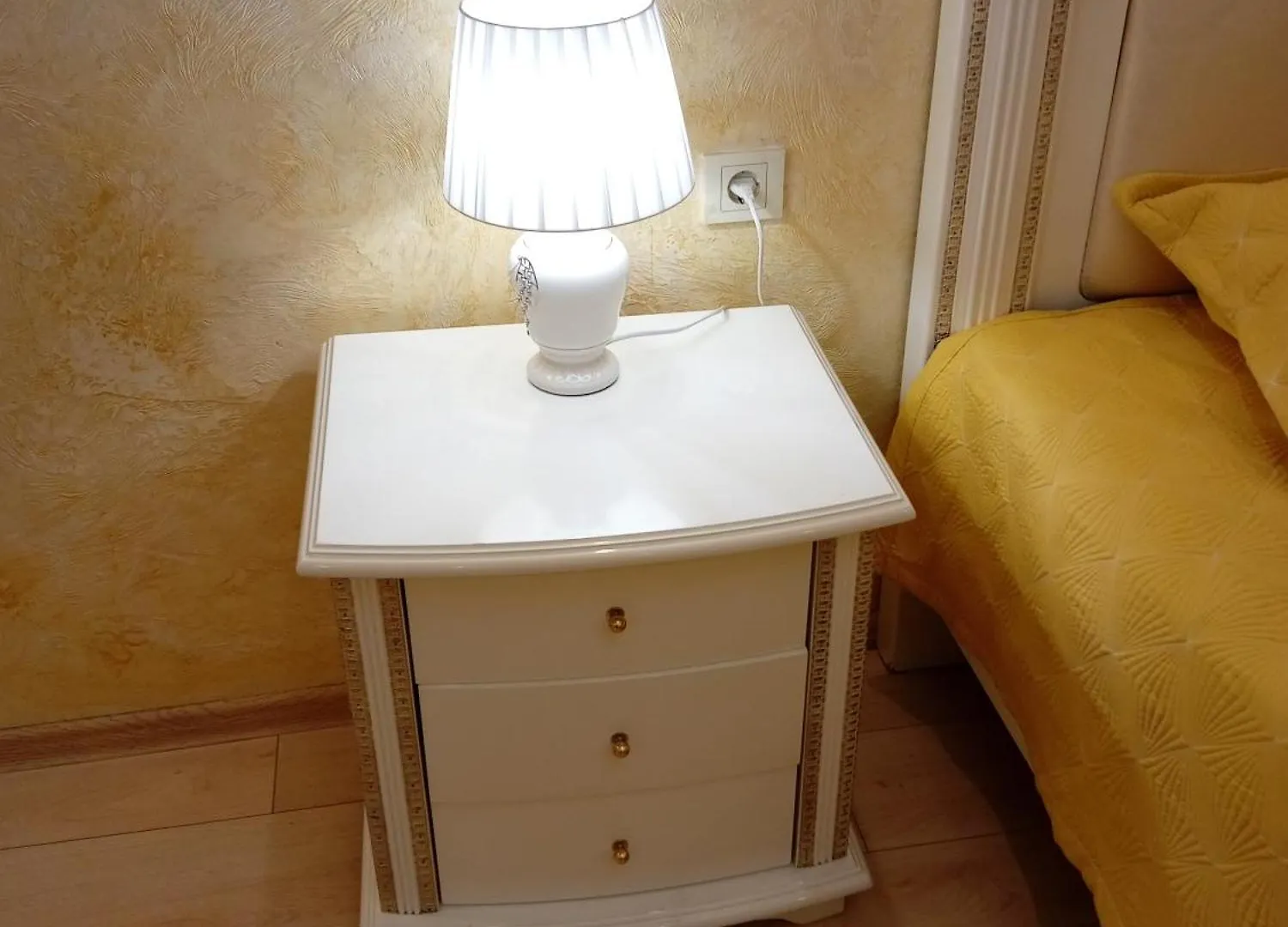 3 Rooms Of Sun الماتي كازاخستان