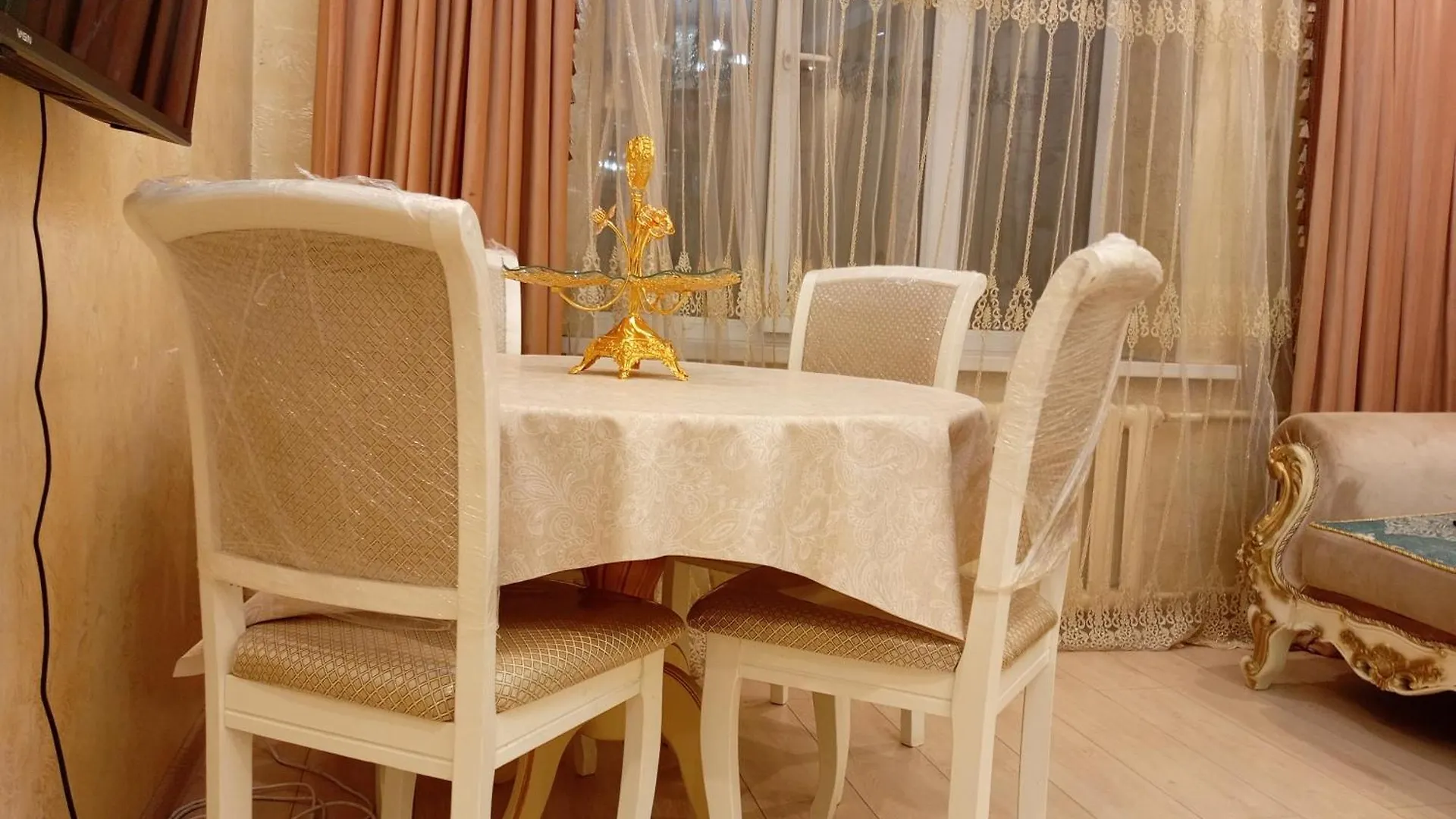 3 Rooms Of Sun الماتي شقة